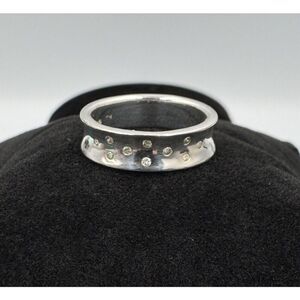 Silver Tone Scattered‎ CZ Concave Band Stackable Ring Signed TH IBB Size 6.75